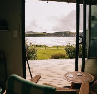 Surat Bay House | Beach Front Oasis - Catlins, Jacks Bay