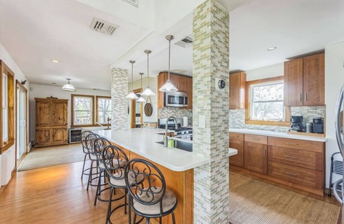 Keansburg House | Beach front oasis - Hot tub - Sleeps 7
