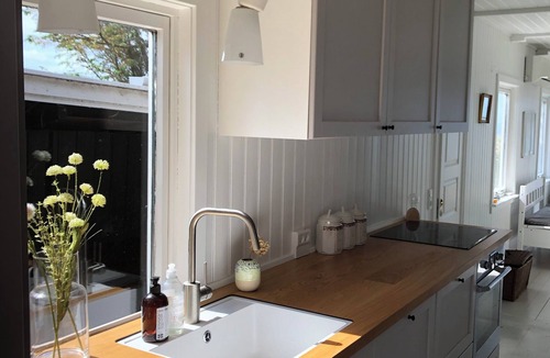 Holloselund Cottage | Beach front summer house with ocean view