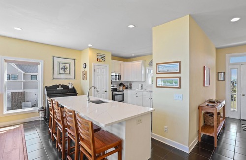 Beachwalk House | BEACH FRONT! Steps from the Beach - Fantastic Views