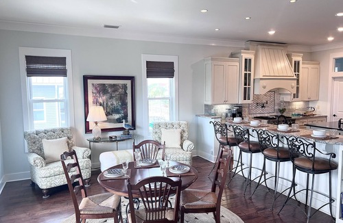 East End House | Beach front view. Golf Cart Friendly. Pool. Elevator.