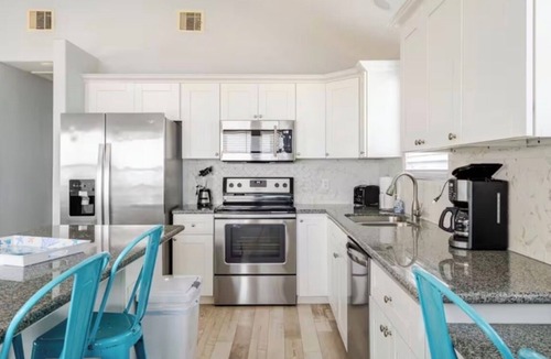 Port Bolivar House | BEACH FRONT with panoramic views of the Gulf Coast.