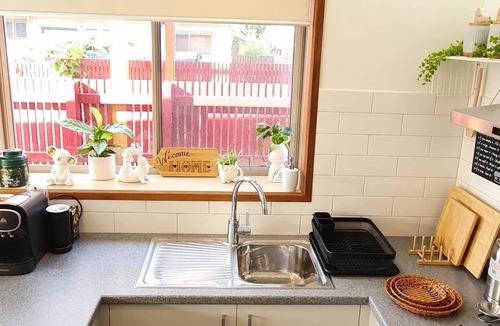 Cheltenham Villa | Beach & Garden Getaway