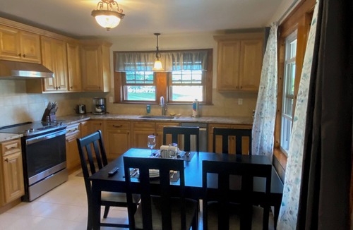 Gloucester House | Beach Gem overlooking Stage Fort Park, Tablet Rock & Cressy's Beach!n