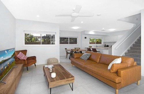 Ettalong Beach House | Beach Getaway Ettalong Beach