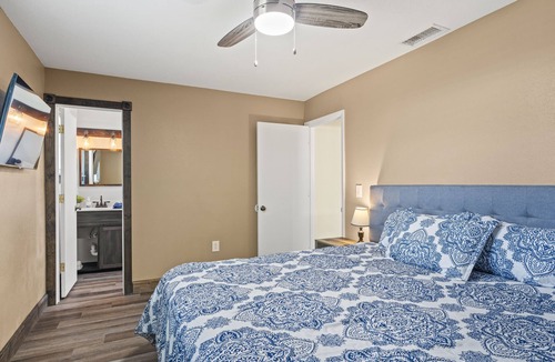 Memphis House | Beach Getaway for 8!