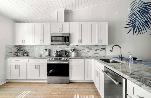 Atlantic Beach House | Beach Getaway | Team Joseph Ellen
