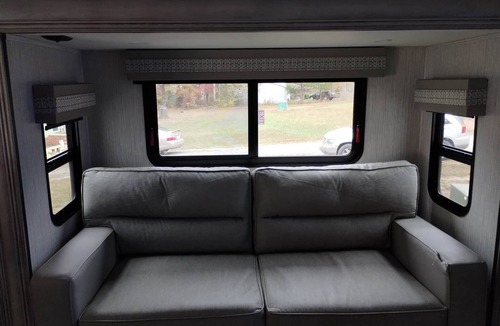 Pilot Mountain RV Rental | Beach Glamping