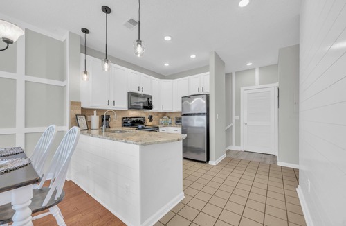 Red Hill Apartment | Beach & Golf Vacation 2
