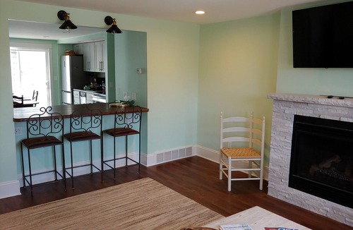 Sturgeon Bay Hotel | Beach Harbor Resort