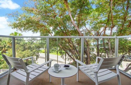 Bal Harbour Apartment | Beach Haus Bal Harbour