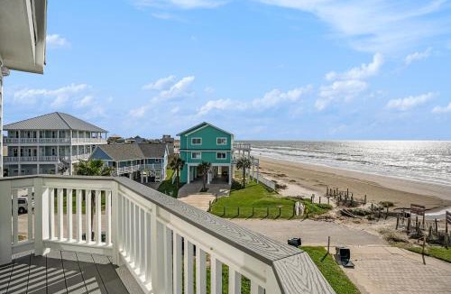 Pirates Beach House | Beach Haus