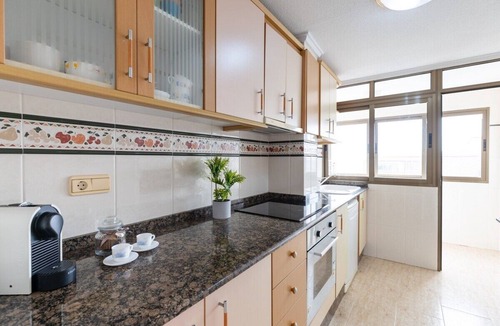 El Moncayo Apartment | Beach Haven by Fidalsa