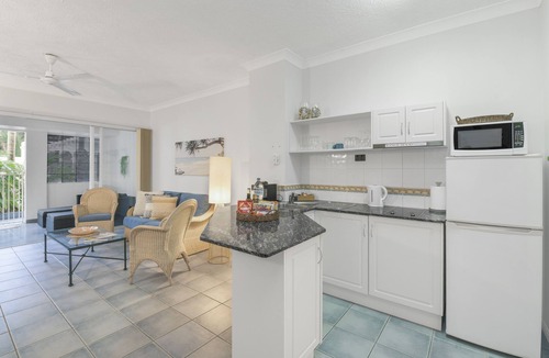 Palm Cove Resort | Beach Haven @ Alassio Beachfront Resort - Palm Cove