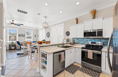 Waterside Village House | Beach Haven, Game Room, Arcades