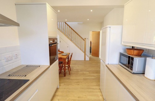 Anderby Creek Cottage | Beach Haven