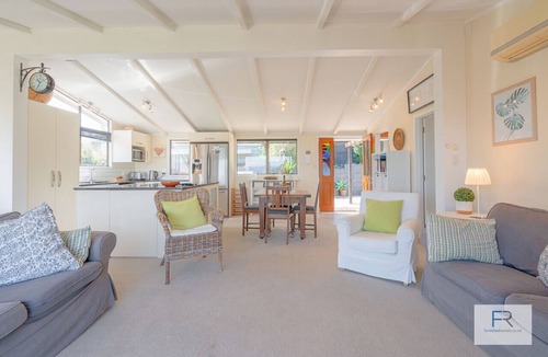 Beach Haven House | Beach Haven Seaview Retreat