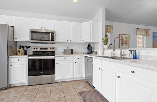 Beachwalk Isles House | Beach Haven Tranquility