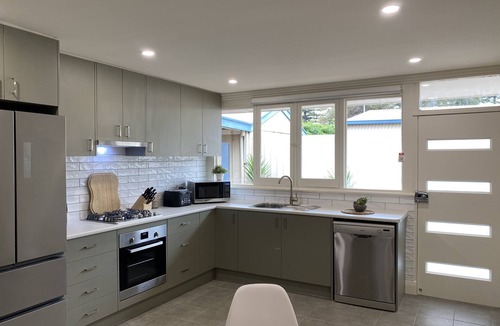 Henley Beach Apartment | Beach Hideaway At Henley