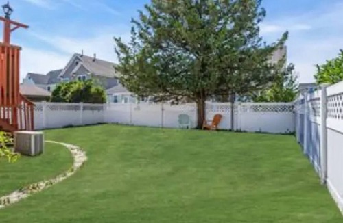 Lake Como House | *Beach Home - 21/2 blocks from the Beach *