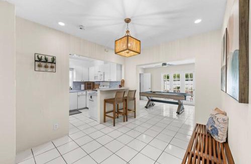 Birch Park Finger Streets House | Beach Home Estate I Pool & Ocean