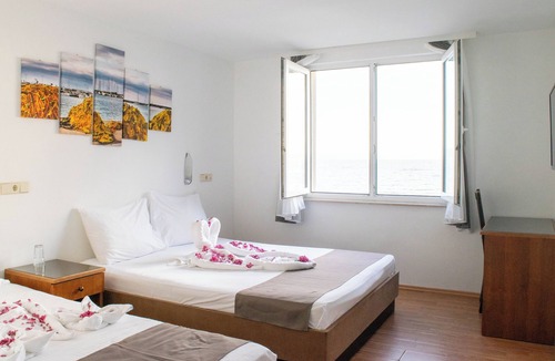 Drasnice Hotel | Beach Hotel Plaza