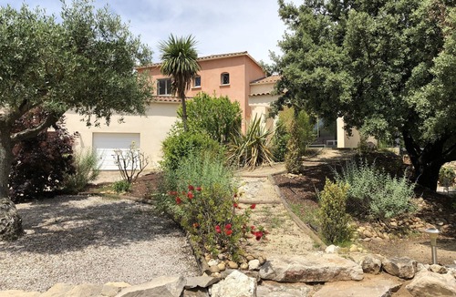 Teyran Villa | Beach House between Sea and Garrigue