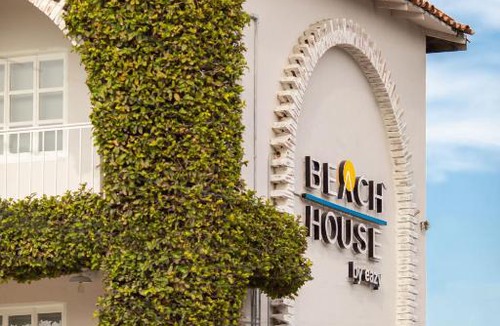 Playa Ensenada Hotel | Beach House by Eazy