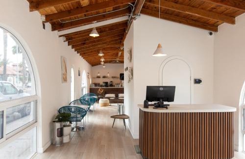 Playa Ensenada Hotel | Beach House by Eazy