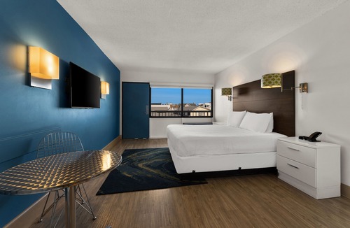 Dewey Beach Hotel | Beach House Dewey