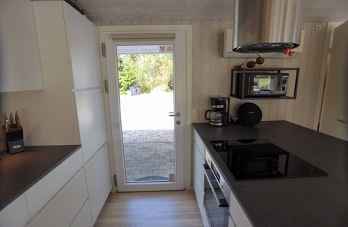 Strandby House | Beach house for 9 guests 400 m to the sea