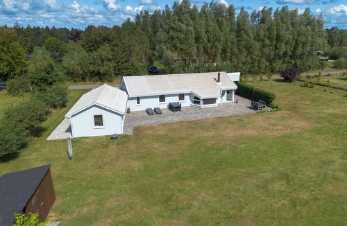 Strandby House | Beach house for 9 guests 400 m to the sea