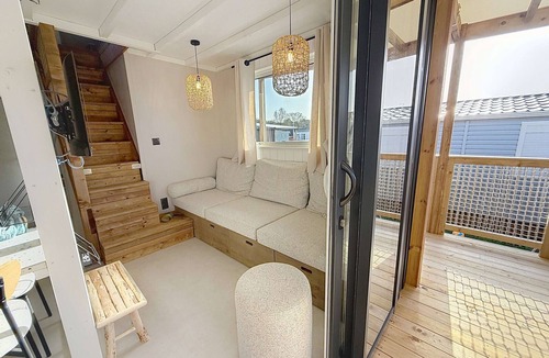 Saint-Pair-sur-Mer Ski Chalet | Beach house - 6 guests, heated pool - St-Pair