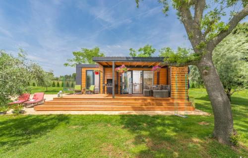 Pomer House | Beach House IVE, romantic escape with jacuzzi, pool & olive grove charm in Pomer, Istria