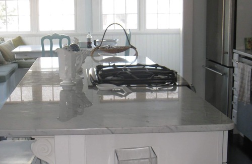 Waveland House | BEACH HOUSE only steps away from the beach.