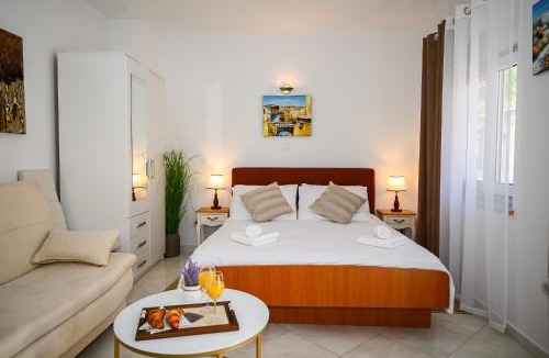 Plat Apartment | Beach House Poseydon
