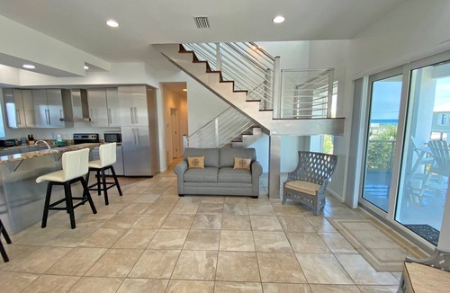 Pensacola Beach House | Beach House, reduced rate for May 4-May 9 Pet friendly, Elevator, Gulf Views,