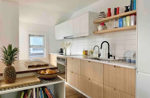 Queens House | Beach House Retreat