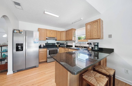 El Centro Beach House | Beach House w/Private Pool, Sleeps 8, 1.5 Miles to Pier Park & Frank Brown Park