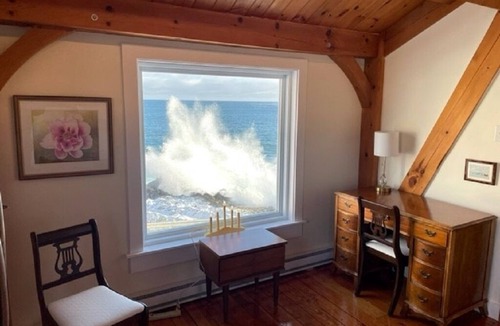 Torbay House | Beach House with Panoramic Ocean View