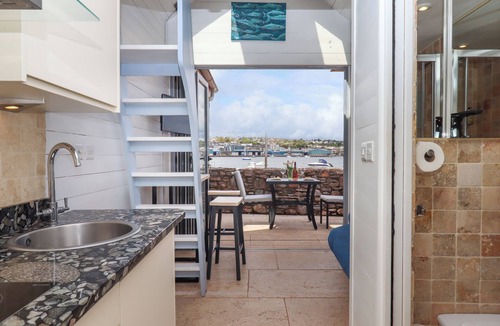 Shaldon Cottage | Beach Hut 5