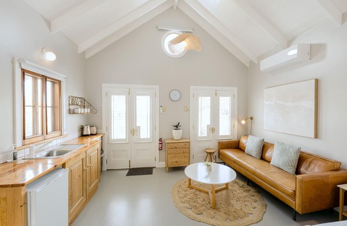 Middleton Apartment | Beach Huts Middleton