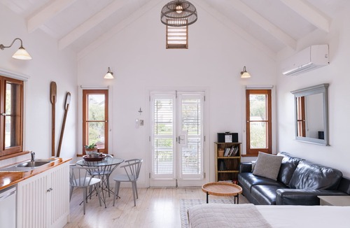 Middleton Apartment | Beach Huts Middleton