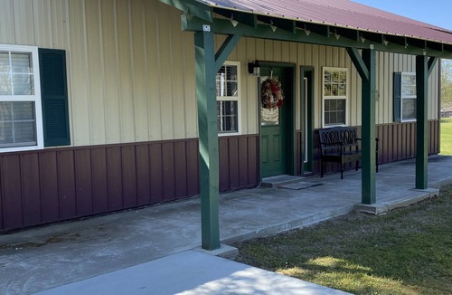 Checotah Cabin | Beach in Oklahoma