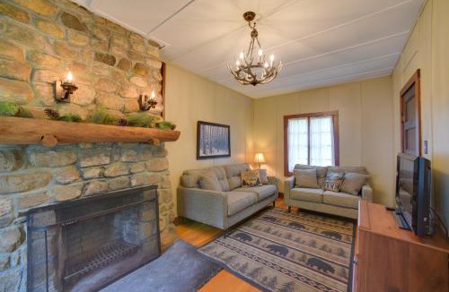 Speculator House | Beach & Kayaks: Waterfront Cabin on Lake Pleasant!