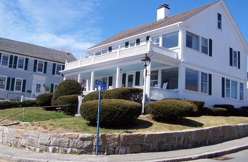 Rockport House | Beach & King - Stunning Ocean Views!