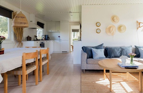 Tørresø House | Beach life and cosiness on top of Funen