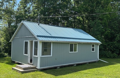 Isaacs Glen Cabin | Beach Life