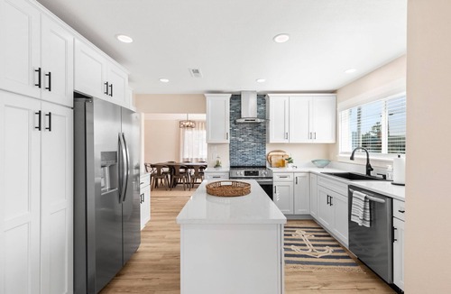 Crescent City House | *Beach * Lighthouse *Sunset Walks *Redwoods