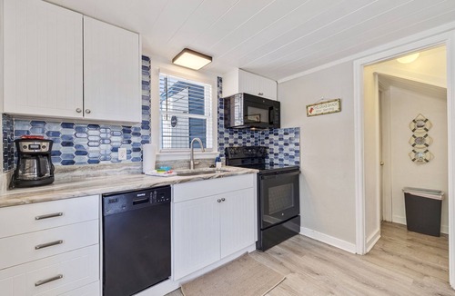 Independence Square Cottage | Beach Lodge at The Arbors – Retro Gulf Retreat w/Heated Pool, Beachfront Cabana & Beach Access